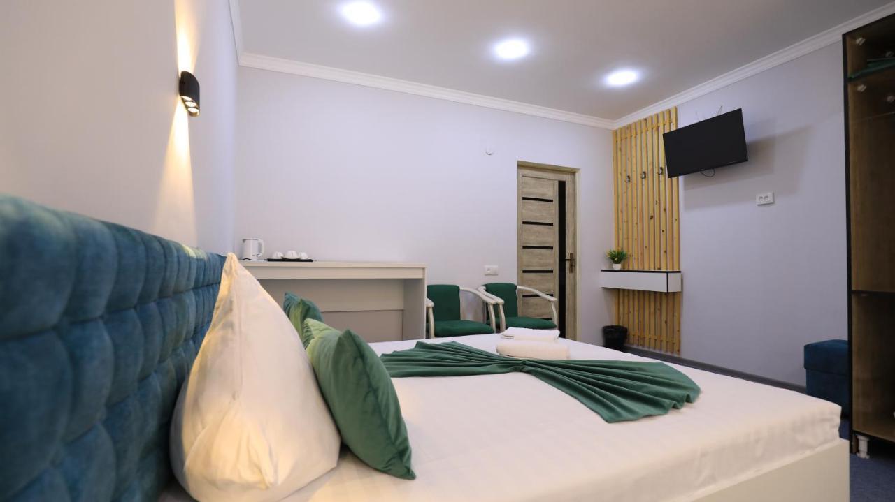 Sharq Hotel Urgentj Eksteriør billede