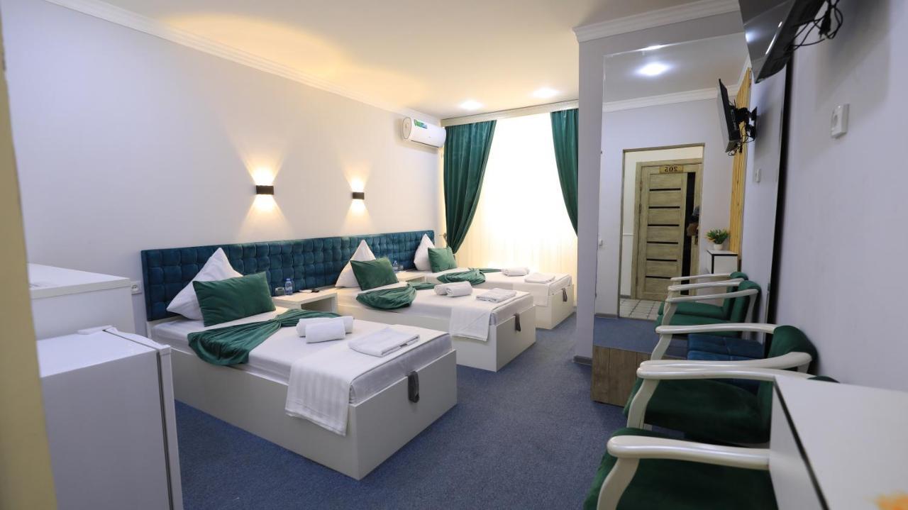 Sharq Hotel Urgentj Eksteriør billede